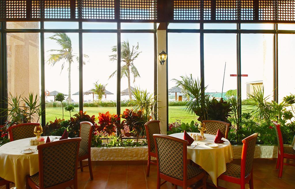 Lou'Lou'A Beach Resort Sharjah Ngoại thất bức ảnh
