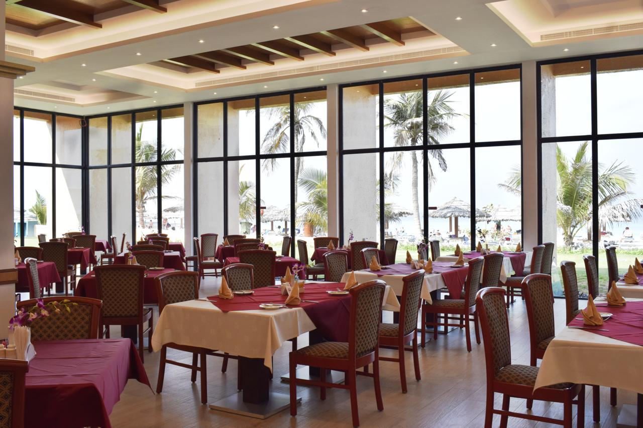 Lou'Lou'A Beach Resort Sharjah Ngoại thất bức ảnh